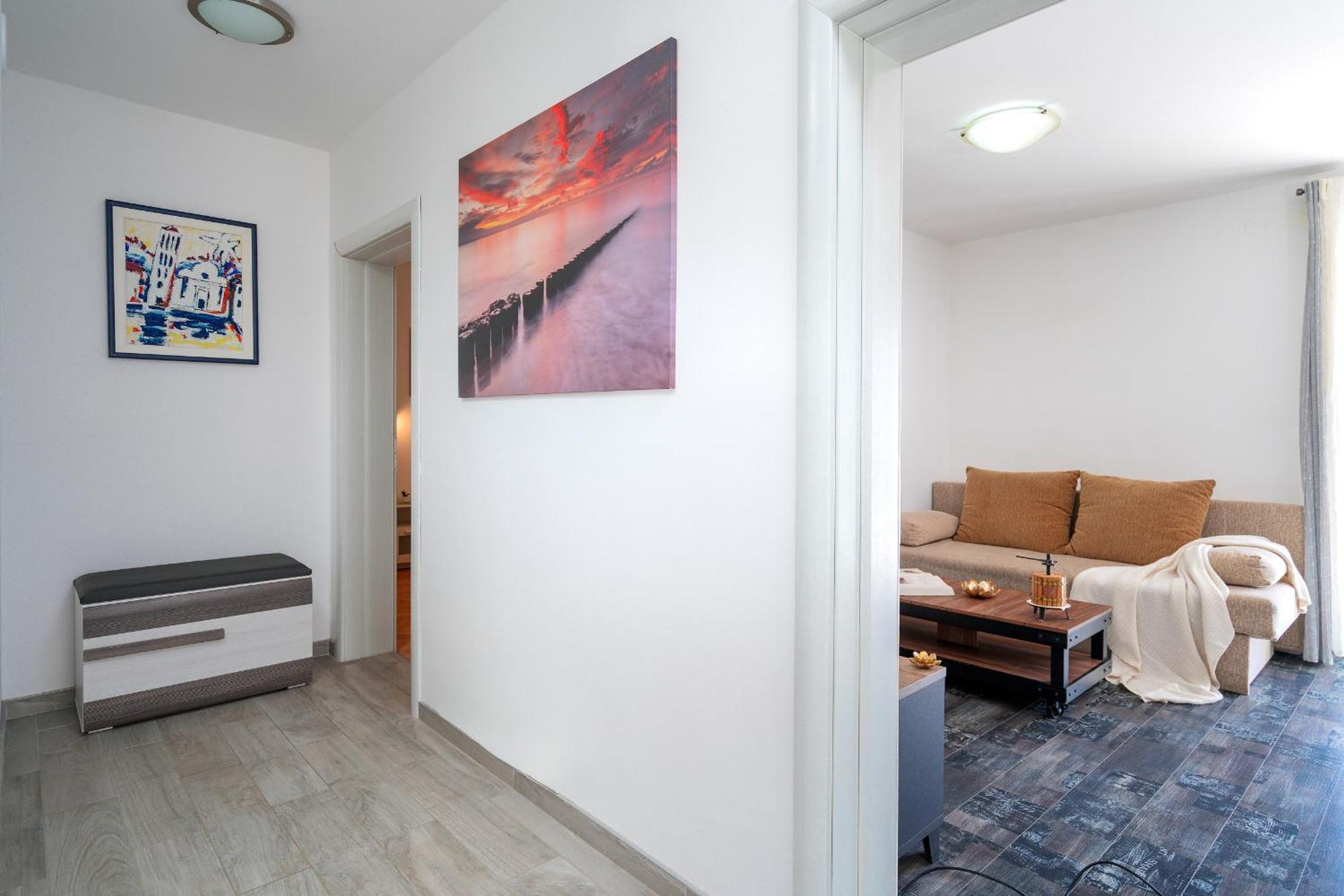 Apartments Lucic Хвар Экстерьер фото